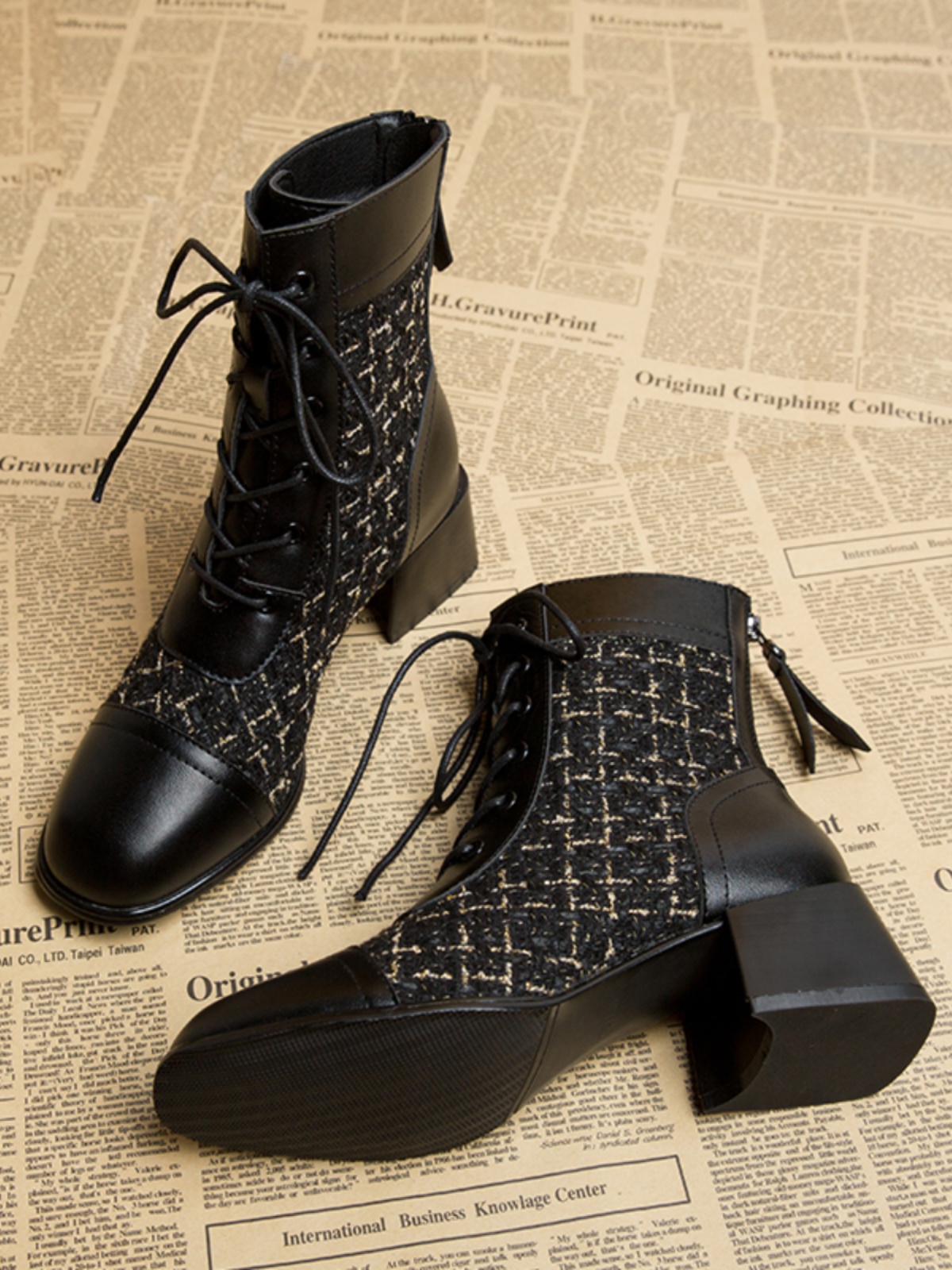 밀란 스튜디오 여성용  가죽 레이스업 마틴 부츠 2024 새로운 다용도 두꺼운 힐 여성용 작고 향기로운 스타일 짧은 부츠