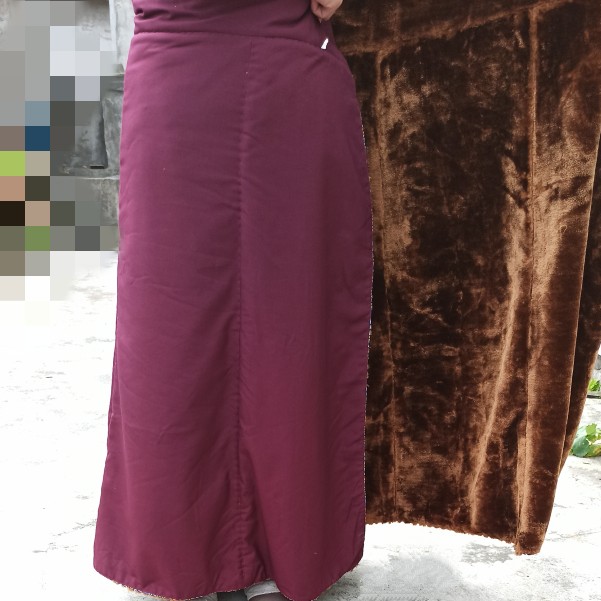 MONK CLOTHES: WINTER MONK SKIRTS APRONS WARM VELVET THICKENED COTTON CLOTHES TIBETAN MONK COTTON CLOTHES WINTER LAY CLOTHES