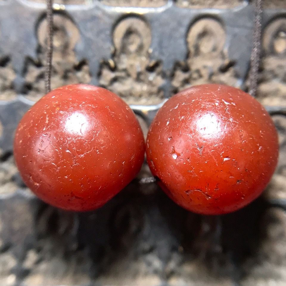 SPECIAL  TIBETAN ANCIENT FOLK CUSTOMS OLD-FASHIONED PULP WEATHERED AUSPICIOUS RED OLD AGATE BEADS BUDDHA BEADS A PAIR OF WAIST BEADS