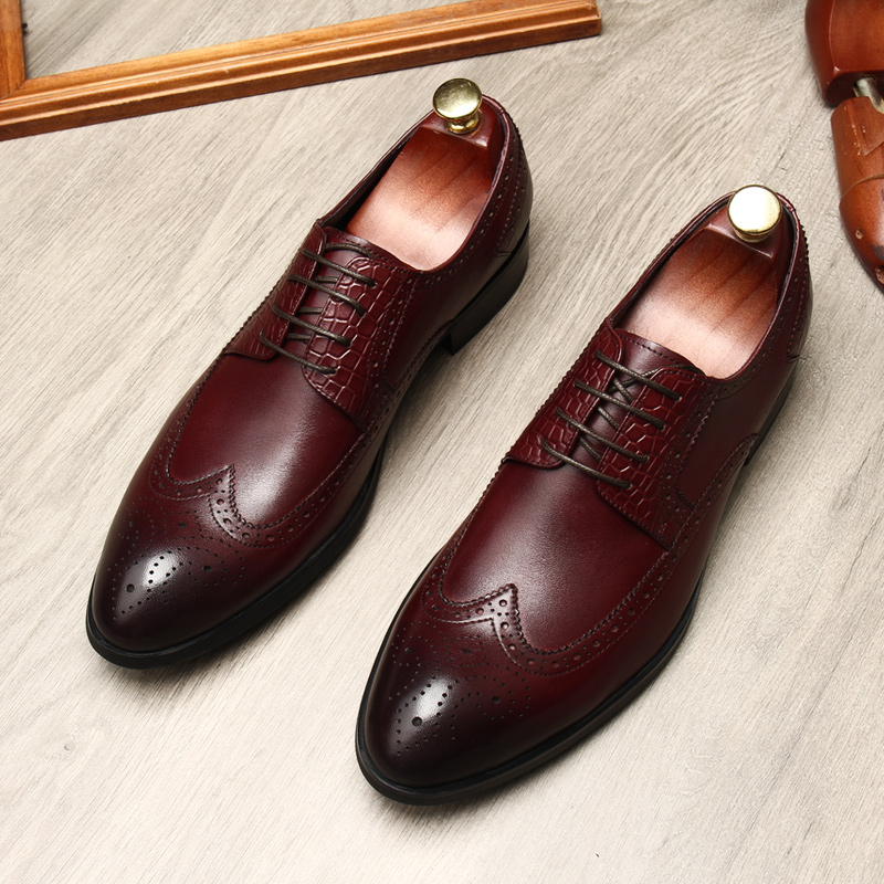 2021 NEW BROGUE LEATHER SHOES MENS LACE-UP COWHIDE BRITISH LEATHER BUSINESS FORMAL WEAR CARVED TREND DERBY SHOES