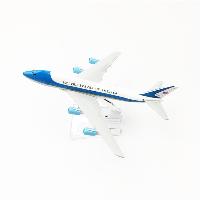 Free shipping aircraft model Simulated passenger aircraft Alloy static ornaments 16CM US Air Force One Boeing 747