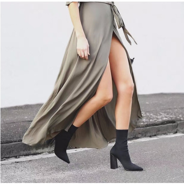 2021 SPRING AND AUTUMN NEW POINTED-TOE BOOTIES WOMENS THICK HEELS SKINNY LEGS ELASTIC SOCKS BOOTS MEDIUM NUDE BOOTS HIGH HEELS BLACK MARTIN BOOTS