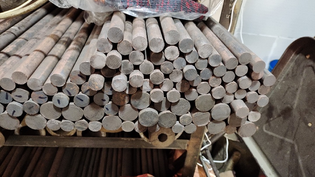 크롬 지르코늄 구리 크롬 구리 스폿 용접용 특수 구리 막대 8 10 16 12 25 30 스폿 용접 기계 용 특수 검정색 가죽