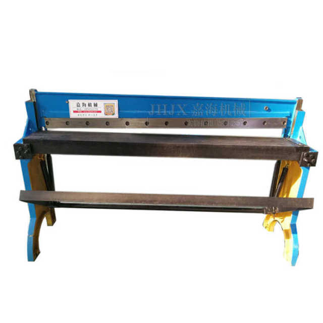 Manufacturers supply simple foot-pedal shearing machine color steel plate casting small manual cutting machine