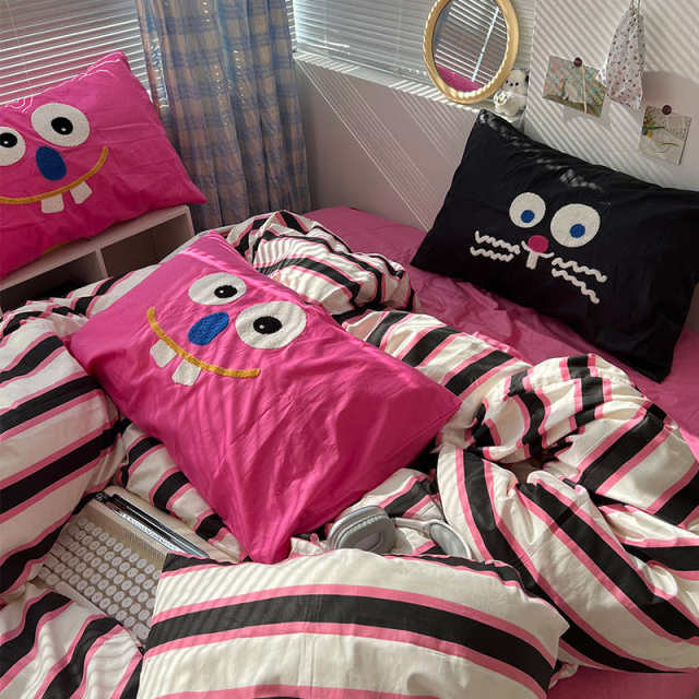 Sweet and cool style cute pink black stripe wash cotton towel embroidered bed four-piece quilt cover cover bed sheet three-piece 4