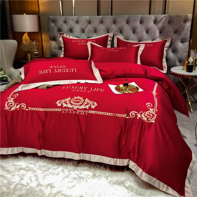 Wedding bedding four-piece set big red wedding bedding festive European style red T wedding quilt cover bed sheet thorn