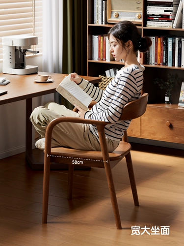Столовый стол с твердым древесиной и стул для домашнего кресла -спинка с подлокотниками Shumee Special Chair Simple New Китайский переговоры по переговорам по переговорам