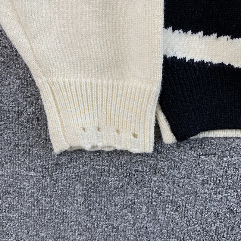 캐주얼 스포츠 레터홀 캐릭터 로고 라운드넥 긴팔 스웨터