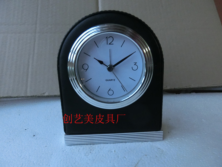 호텔 객실 가죽 제품 세트 전문 객실 잡화 가죽 제품 보관 메모 학생 자명종 자동 시계 청소 초
