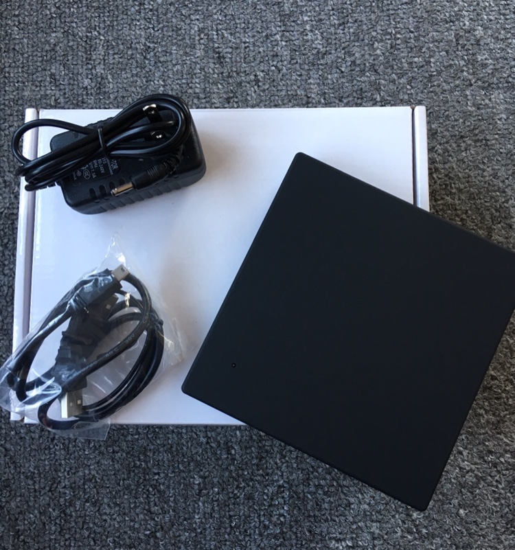 외부 전원 공급 장치를 갖춘 외부 DVD 버너 USB 모바일 광학 드라이브를 갖춘 SUGON 서버 원본 LITE XING MOVEMENT