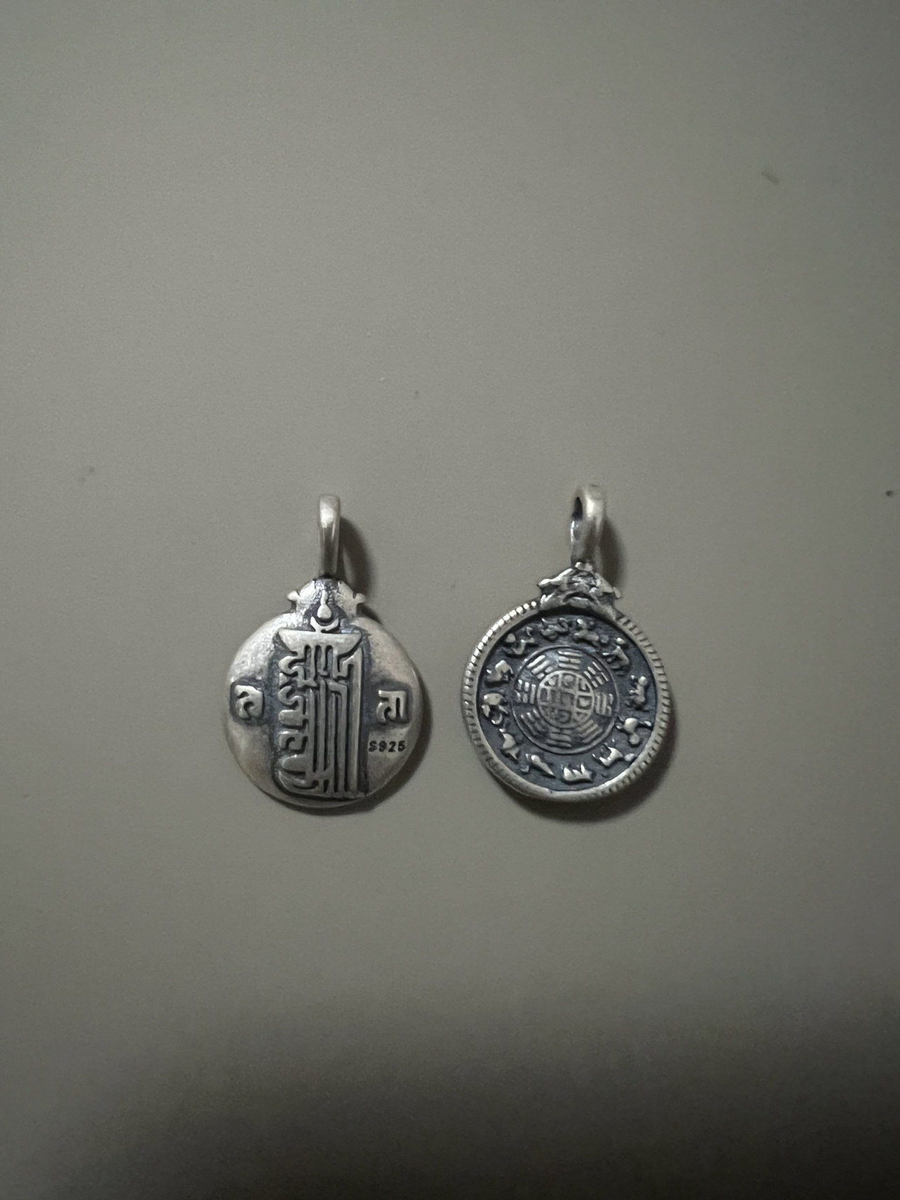 JIUGONG BAGUA 크기는 약 20X13X3MM 소재  측면 교수형 물방울 10 단계 무료 문학 장난감 액세서리입니다