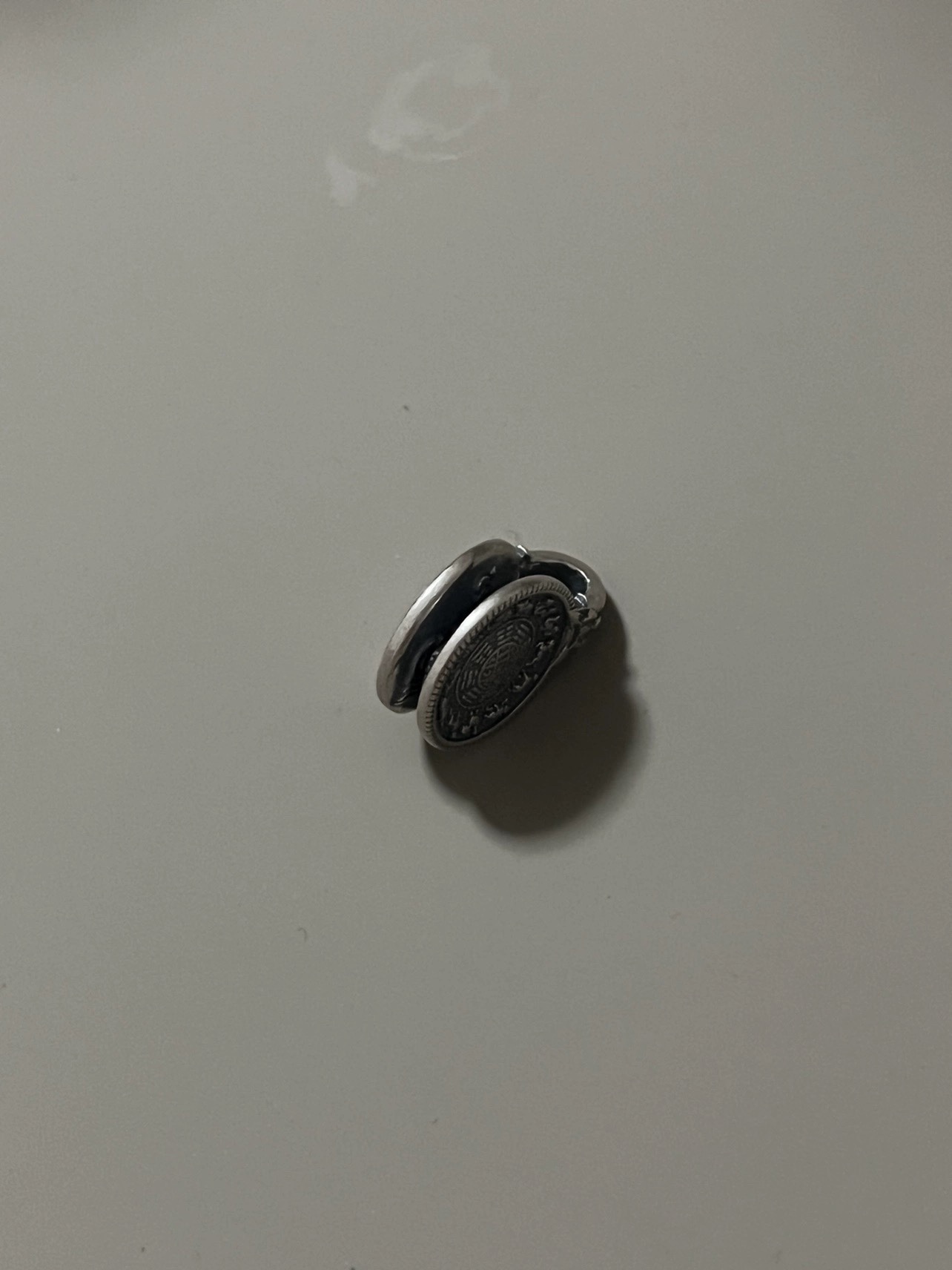 JIUGONG 양면 클립 크기는 약 20X15X8MM 절묘한 솜씨 10개 이상의 문자열과 일치할 수 있습니다
