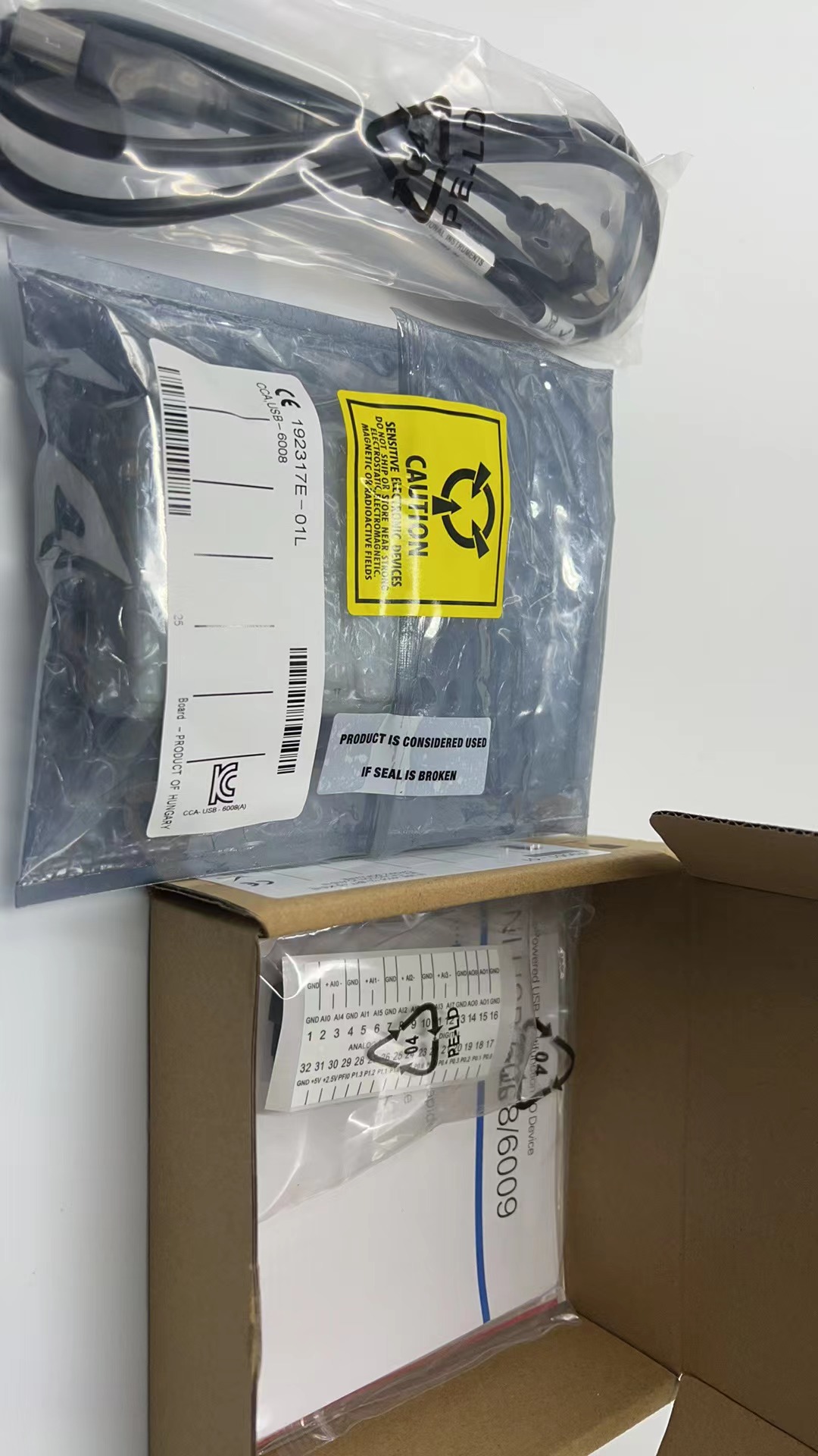 NI USB-6008 데이터 수집 카드 다기능 DAQ 779051-01 1년간    품질 보증