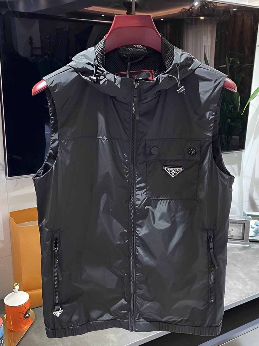 SPRING AND AUTUMN YOUTH FASHION BRAND HOODED VEST MENS SLIM CASUAL TREND INS SOLID COLOR SLEEVELESS SHOULDER VEST HORSE CLIP