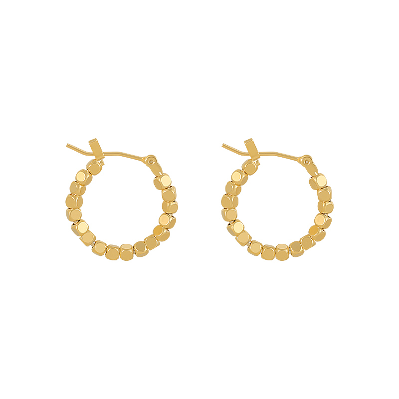 FATAL GAZE FOUR SEASONS EARRINGS RECOMMENDED  NO ALLERGY AND NO FADING  TEMPERAMENT KOREAN  HOOP EARRINGS