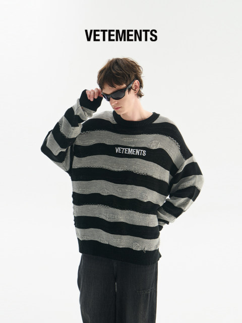 VETEMENTS men and women sweaters couples same style oversize embroidered knitted round neck pullover 34570008
