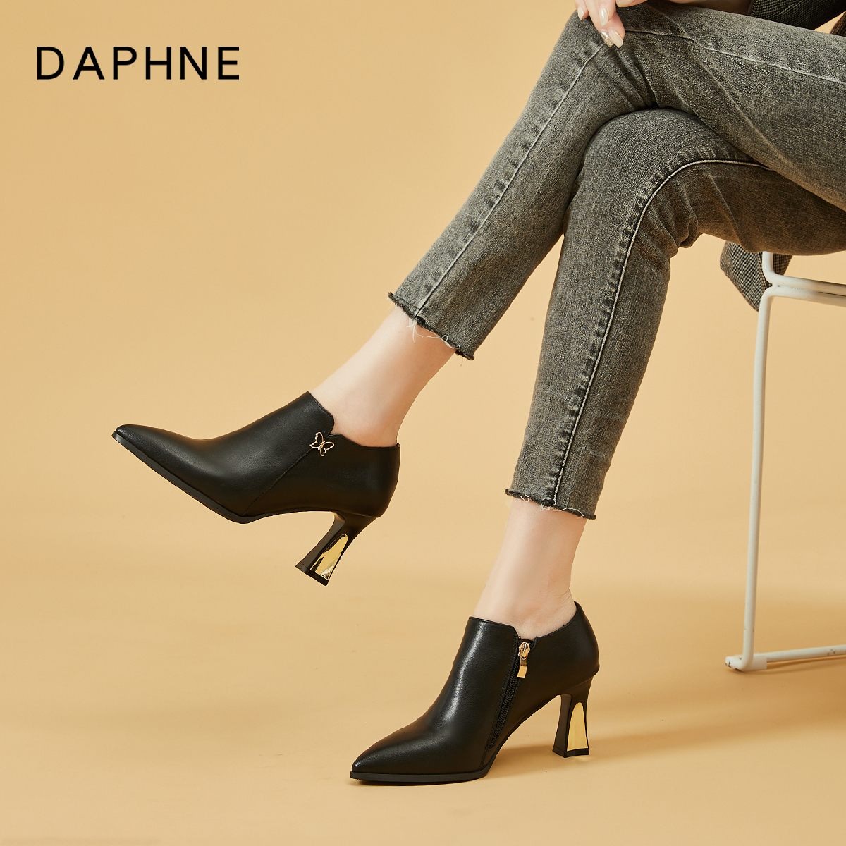 DAPHNE POINTED HEELS WOMENS 2022 NEW AUTUMN BRITISH LEATHER SMALL LEATHER SHOES BLACK BLOCK HEEL