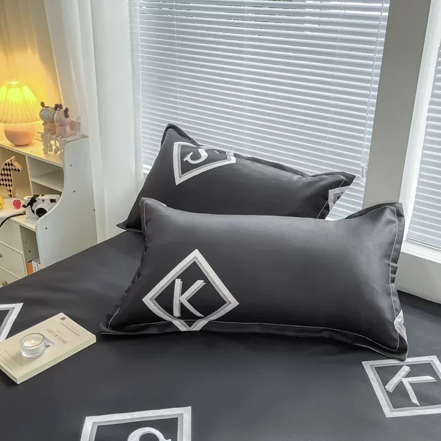 Cross-border bed sheet ice silk mat three-piece set 1.5 bed 1.8 bed double washable folding air conditioning mat soft mat wholesale
