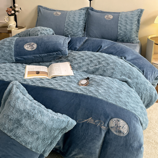 2026新款全消光牛奶绒四件套浪漫玫瑰床单款加绒加厚高端轻奢床品