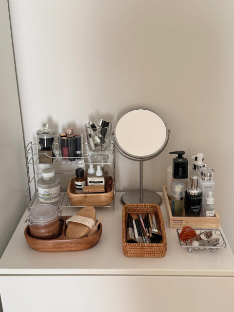 Long-termism丨Ratwoven makeup brush storage makeup desktop cosmetics dressing table eyebrow pencil lipstick storage box basket