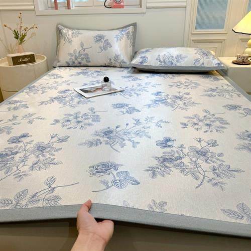 2025 new summer ice silk mat summer sheets high-end machine-washable air conditioner summer cool mat three-piece set