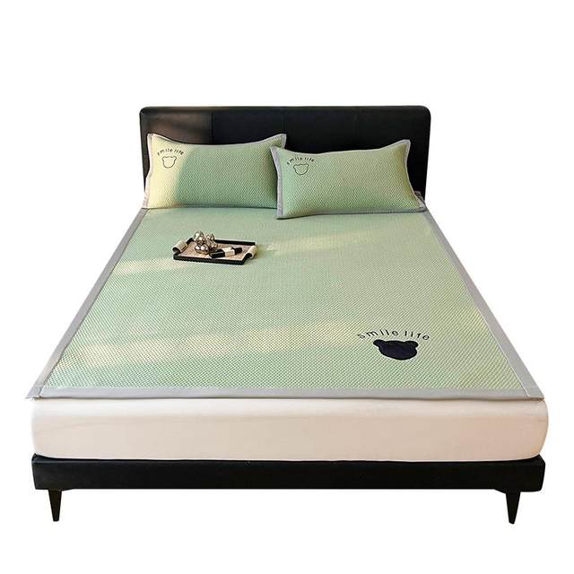 Class A iced bean dough mat summer ice silk mat summer 2024 new bed sheet three-piece set soft mattress cover
