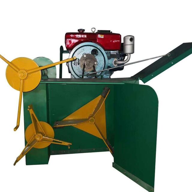 Extremely fast mushrooms, oyster mushrooms, wood chips, cotton seeds, shells, mushrooms, edible fungus mixer, diesel self-propelled mixer