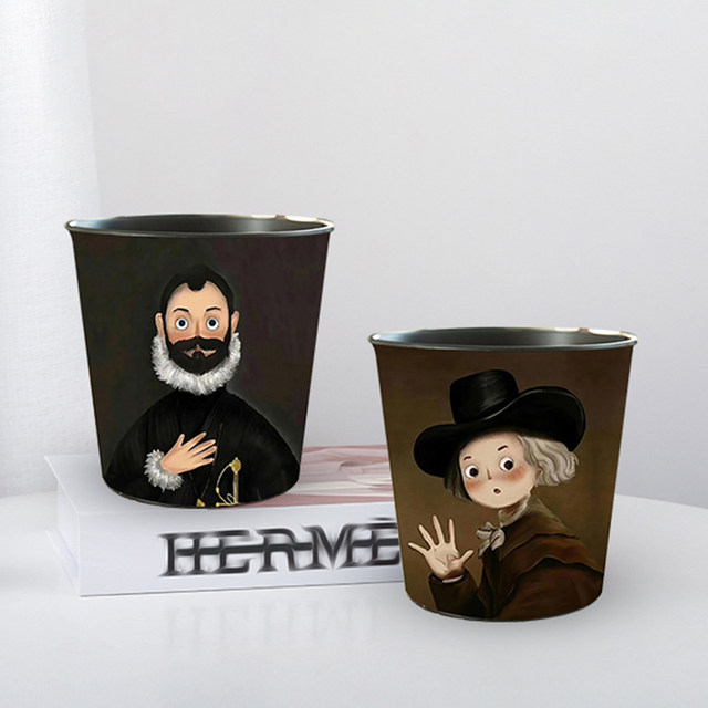 Wrought iron table top trash can creative cartoon cute uncovered table storage bucket home dining table small Z bucket tea table paper
