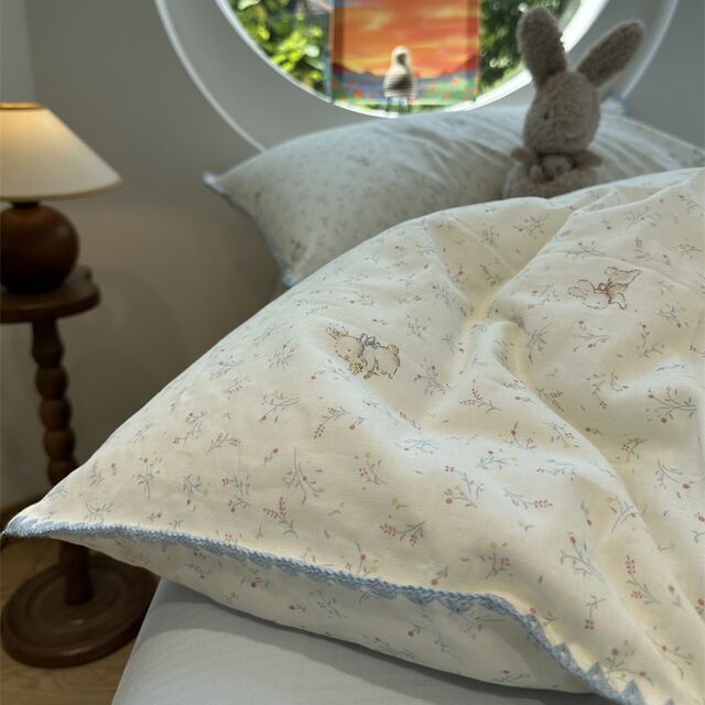 Class A mother and baby grade fresh small floral rabbit double layer yarn four-piece set 1.5m1.8 cotton sheet and quilt cover