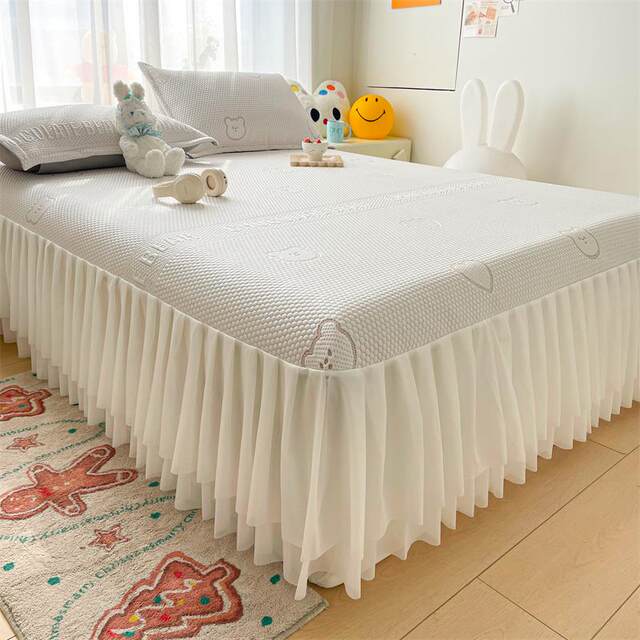 Korean cool bean bean mat bed skirt three-piece set for summer machine washing 1.8m sheet ice silk cool mat soft mat
