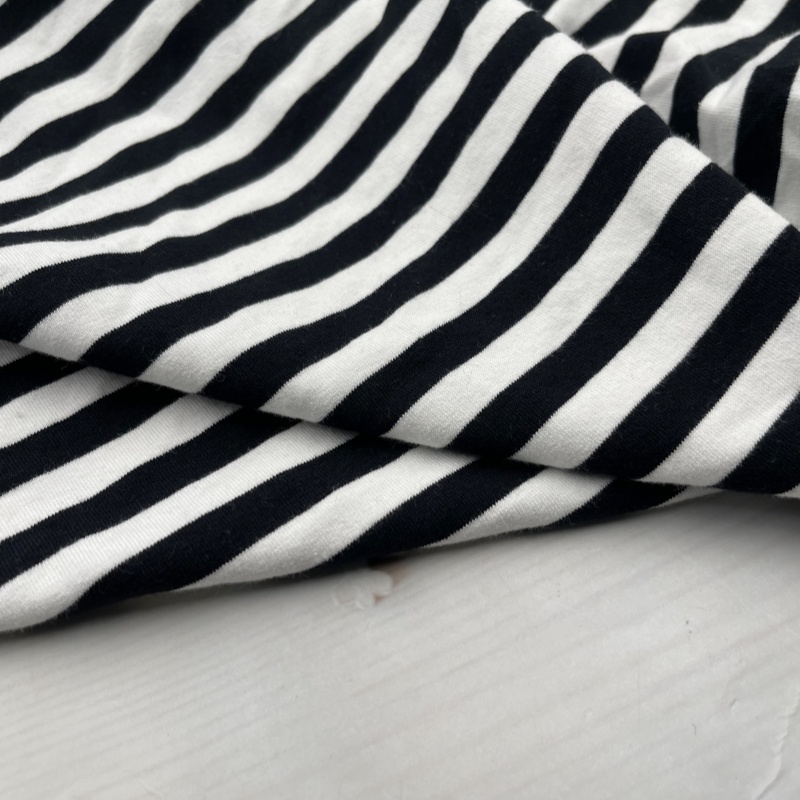 NEW ONE-CENTIMETER BLACK AND WHITE STRIPED TERRY KNIT STRETCH COTTON FABRIC SWEATSHIRT PULLOVER TRIPE FABRIC