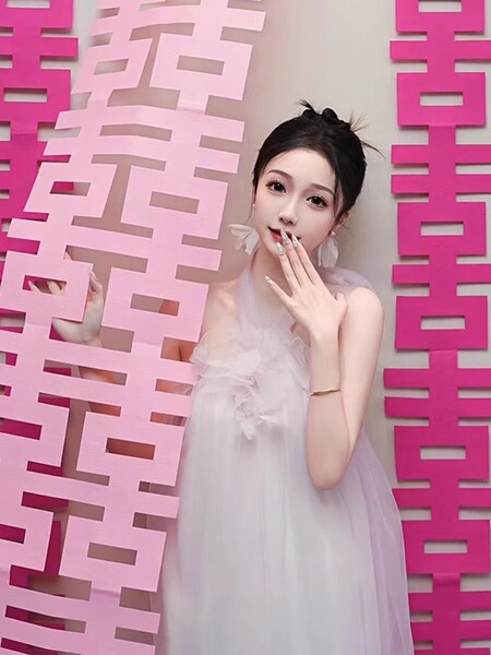 结婚长条喜字贴挂饰立体蝴蝶拉花婚房布置背景墙装饰订婚拍照道具
