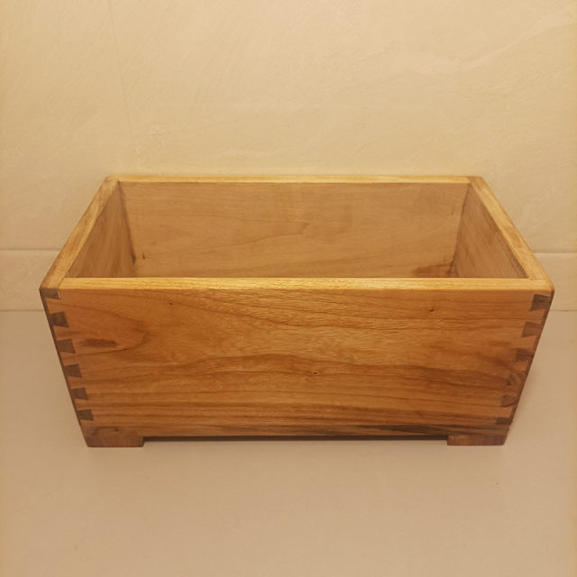 Camphor wood collection box calligraphy and painting collection box calligraphy scroll solid wood packaging box collection box storage box