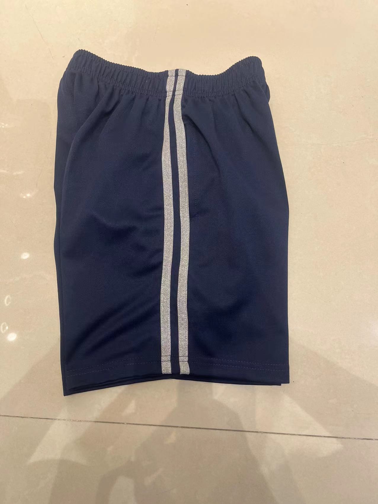 SUMMER AUTUMN AND WINTER [UNISEX] OF THE MIDDLE SCHOOL DIRECTLY UNDER THE CITY REMARKS THE SCHOOL GRADE