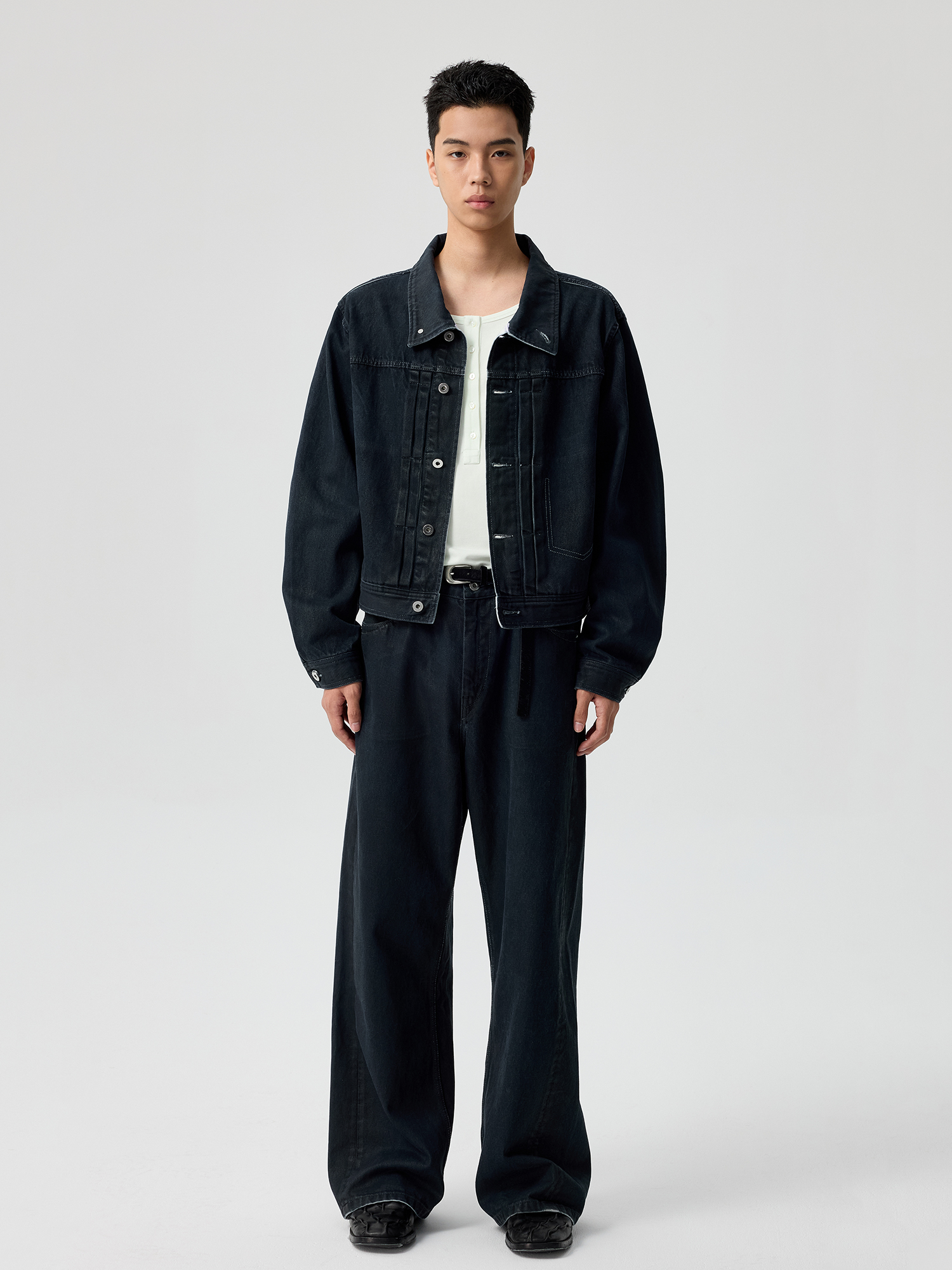 SIMPLE PROJECT PU-COATED JEANS Sサイズ