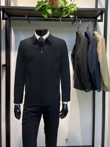 Черная элитная короткая куртка для отдыха с молнией, осенняя