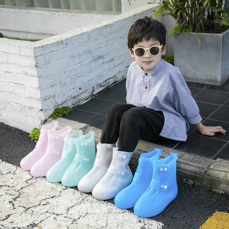 RAIN BOOT COVER WATERPROOF MENS AND WOMENS RIDING ANTI-SLIP RAIN BOOTS FOR CHILDREN FEET COVER THICKENED WEAR-RESISTANT SILICONE FASHION RAIN BOOT COVER FOR CHILDREN