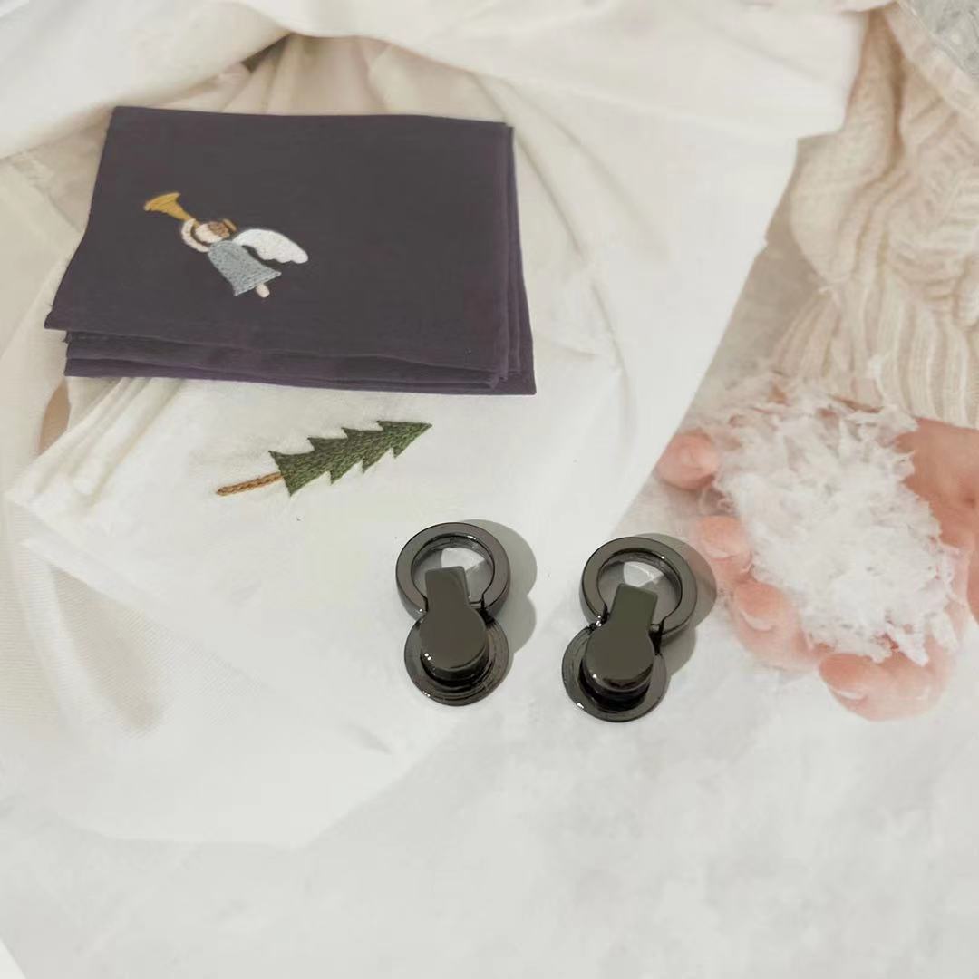 BAG ACCESSORIES: SIDE EAR BAG BUCKLE PACIFIER NAIL MOVABLE BUCKLE SCREW SMALL RING BUCKLE FLAT MOVABLE HANGING EAR HANGER CHAIN BUCKLE