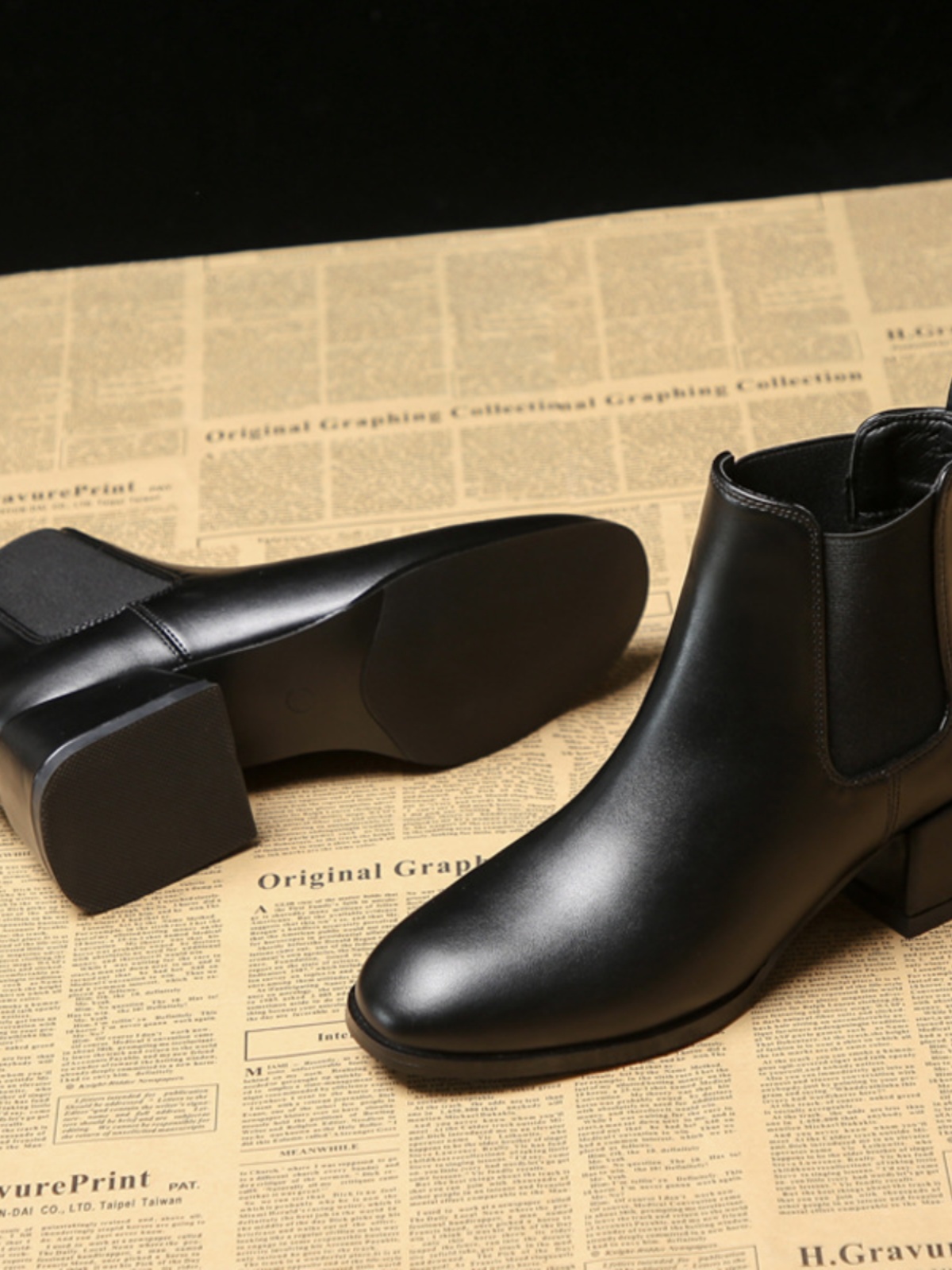 밀란 스튜디오 브리티시 스타일 두꺼운 힐 마틴 여성용 2024 뉴 미디엄 힐 소프트 보텀 첼시 여성용