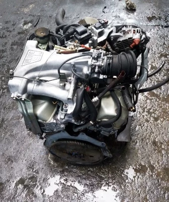 6g72 3000 high voltage – Engine assembly