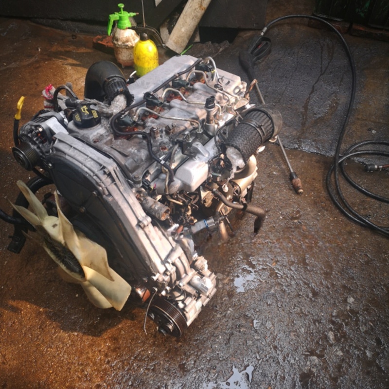 Starting-yasoranto D4CB 2.5T diesel engine