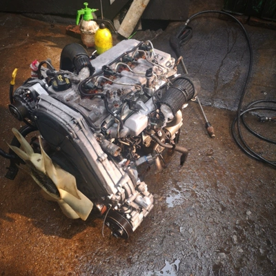 Starting-yasoranto D4CB Engine assembly