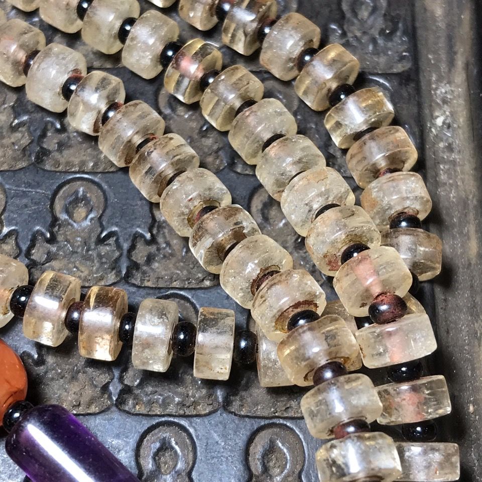 ANTIQUES OLD TIBETAN FOLK CUSTOMS ANCIENT PHARAOHS PULP NATURAL CRYSTALS MULTI-TREASURE NECKLACES ETHNIC STYLE JEWELRY COLLECTION