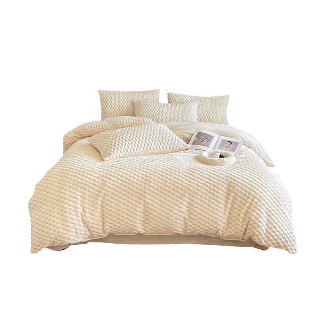 Light luxury high-end velvet thickened jacquard bed four-piece set winter milk coral velvet bedding flannel quilt cover bed sheet