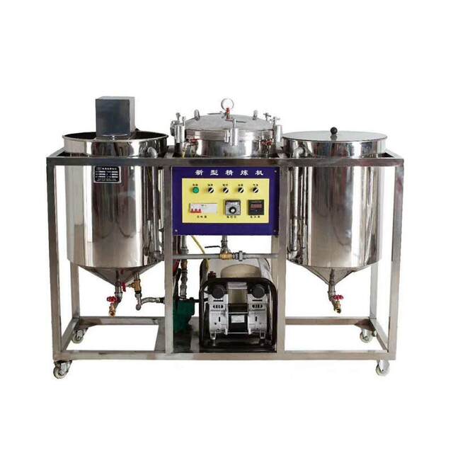 Three tanks of refining machine peanut oil, rapeseed oil and phosphorus food deacidification refining tank oil mill use oil processing and de-machine machinery