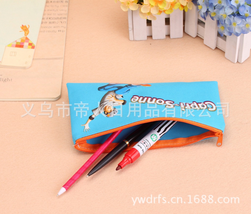 2013年新款广告笔袋