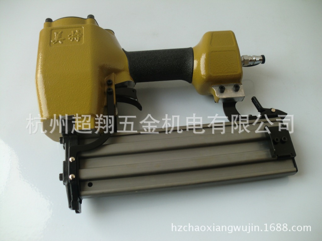 ST64钢钉枪纸盒包装图7