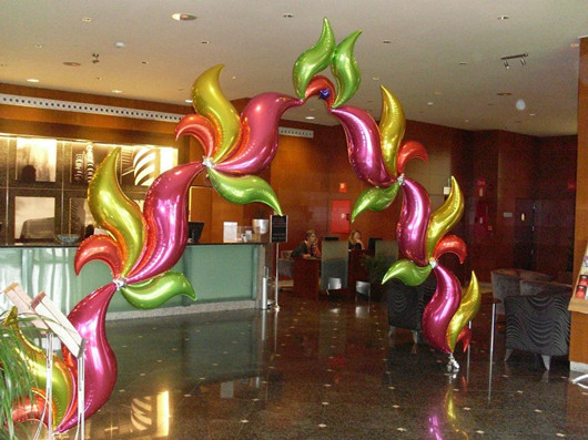 523784_278614195564368_2010397