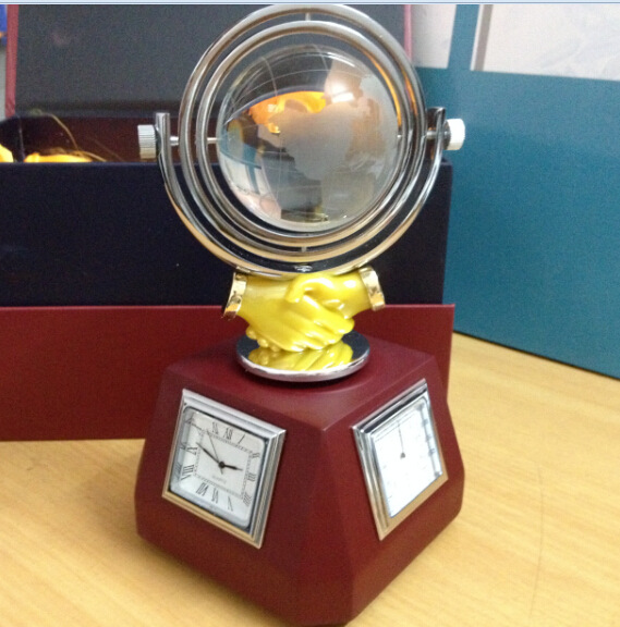 YN8)ETF2OVM0EZ3M3%FD%FS