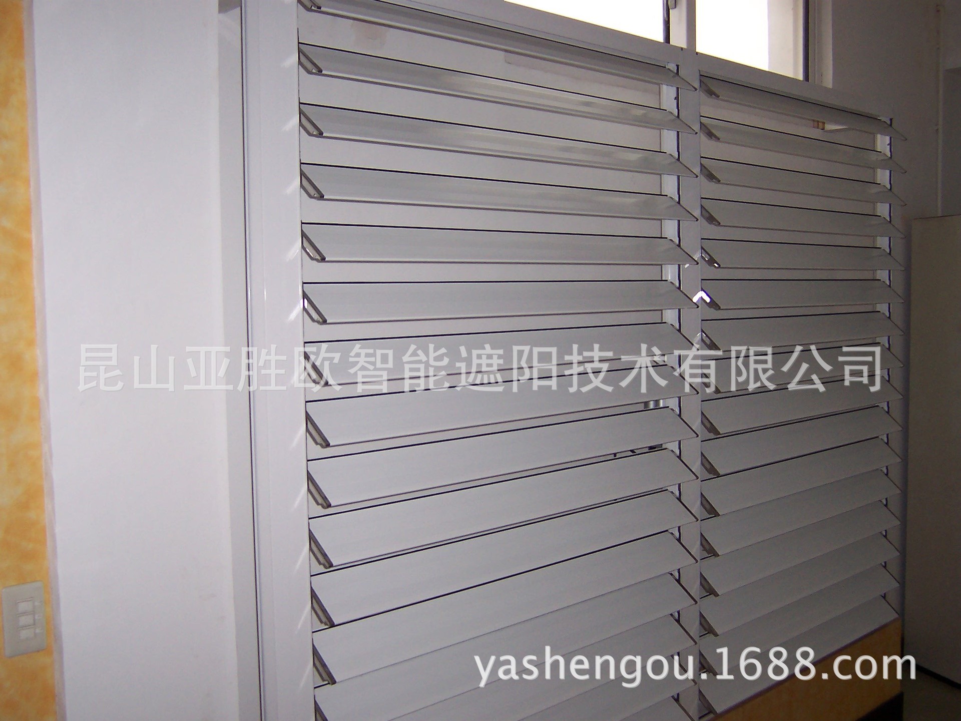 b2b_20100614084646124656